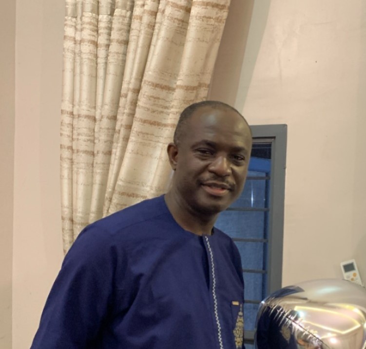 Pastor Angbo